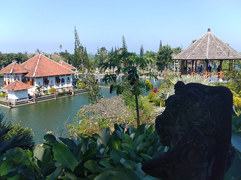 水の王宮：タマンウジュン｜バリ島東海岸神聖寺院＆工房巡りコース